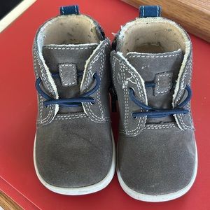 UGG toddler soft shoes with zipper